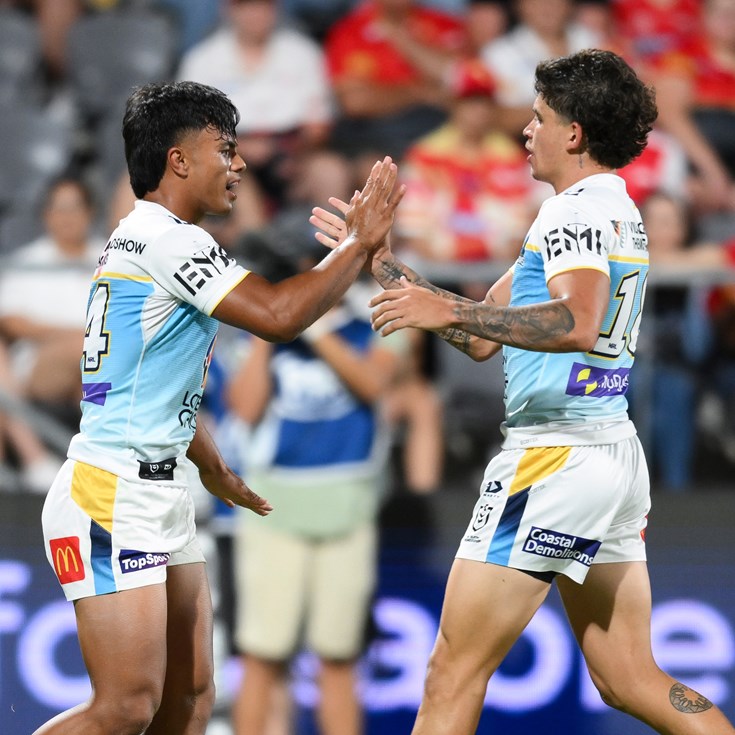 Fullbacks keen to put fullstop on spine debate