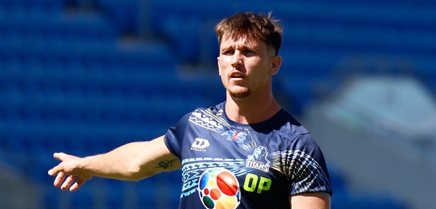 Locked in: Hannay hands debut to dynamic dummy-half against Dragons