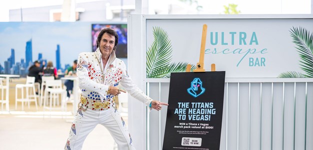 Elvis returns to the Ultra Escape (Vegas) Bar