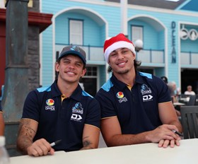 Give the gift of footy this Christmas