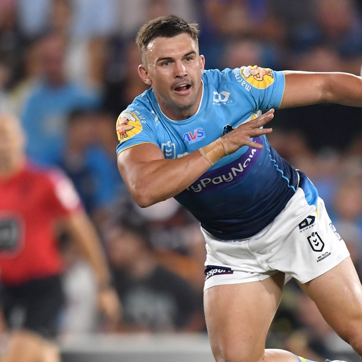 Late mail: Titans make forward pack switch for Dolphins derby