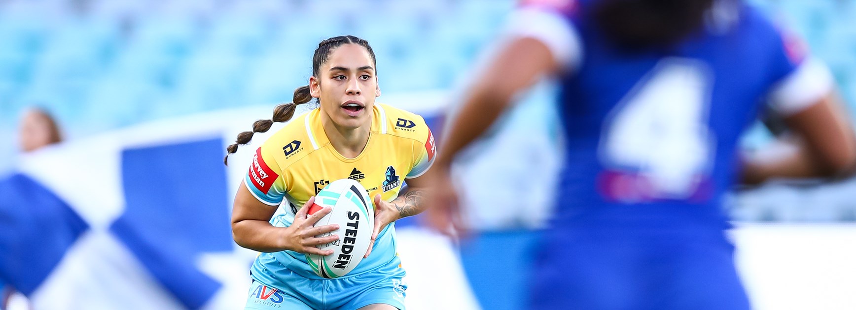 Straight-talking Clarke helping guide Rimoni through breakout NRLW season