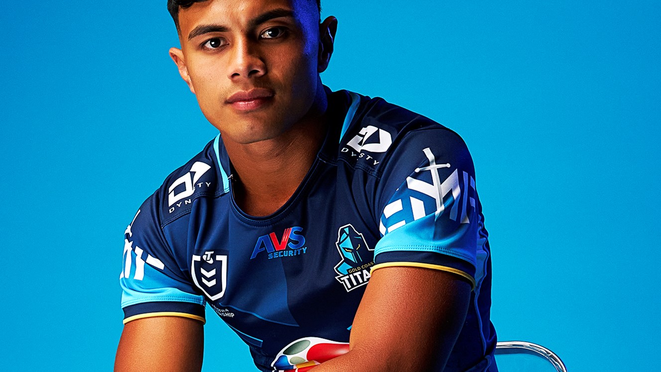 Round 25 team: Hau good for Sharks showdown as Kini celebrates half century