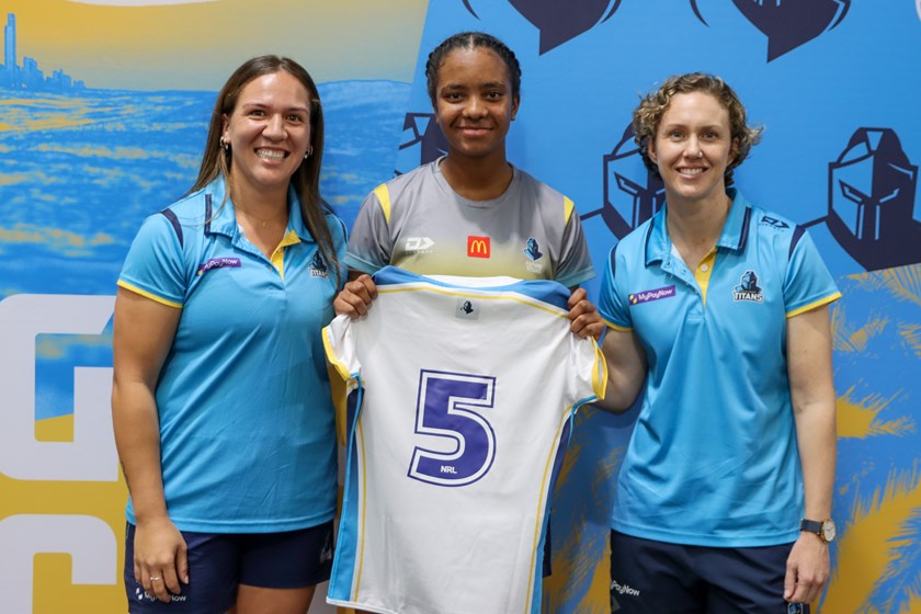 Under 17 Girls: Phoenix-Raine Hippi