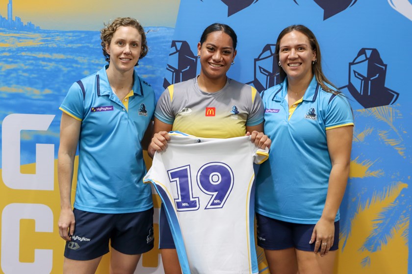 Under 17 Girls: Easther Mikaele