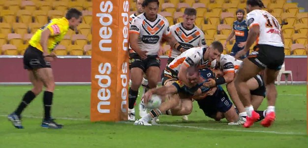 Hipgrave gets long-awaited first NRL try