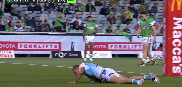 Jaimin Jolliffe scores the Titans' first in Canberra