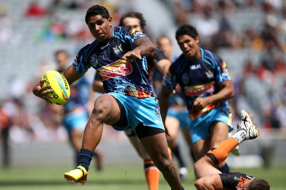 Albert Kelly of the Titans during day one of the Dick Smith NRL Auckland Nines rugby league tournament at Eden Park in Auckland on 15 February 2014. Photo: www.photosport.co.nz