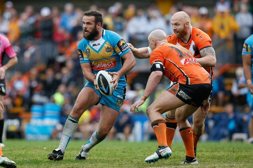 Nate Myles, Gold Coast, National Rugby League, West Tigers Vs Gold Coast Titans, Leichhardt Oval 27 April 2014. PIc Dave Tease