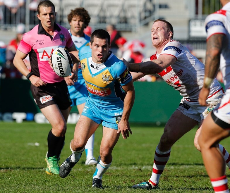 NRL St George Illawarra VS Gold Coast Titans at WIN Jubilee Stadium, monday 24 August 2014. pic Dave Tease | SMP Images