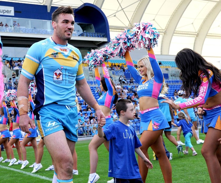Luke Douglas : Digital Image Scott Davis NRLphotos: NRL Round 12 Gold Coast Titans V South Sydney Rabbitohs at Cbus Super Stadium, Gold Coast, Saturday 30th May 2015