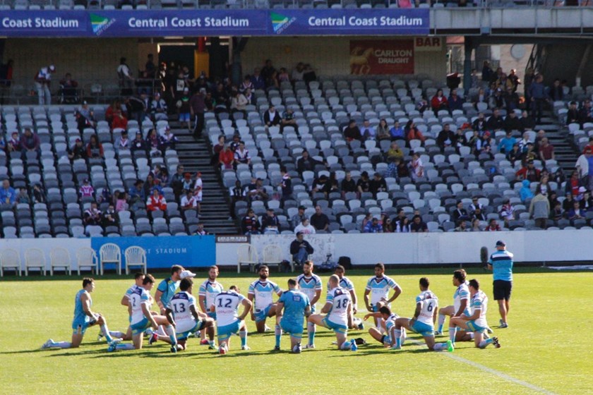 Gold Coast Titans : Digital Image by Kylie Cox, copyright @ NRLphotos. NRL Round 16, Sydney Roosters v Gold Coast Titans at Central Coast Stadium, Gosford Sunday 28th June 2015