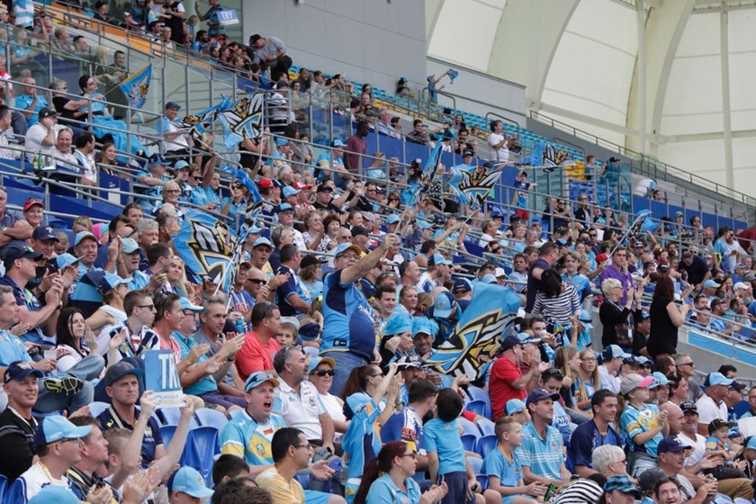Competition - NRL Premiership 
Round - Round 7
Teams â Gold Coast Titans v St George Dragons
Date â 16th April 2016 
Venue â Cbus Super Stadium, Gold Coast QLD 
Photographer â Kylie Cox
