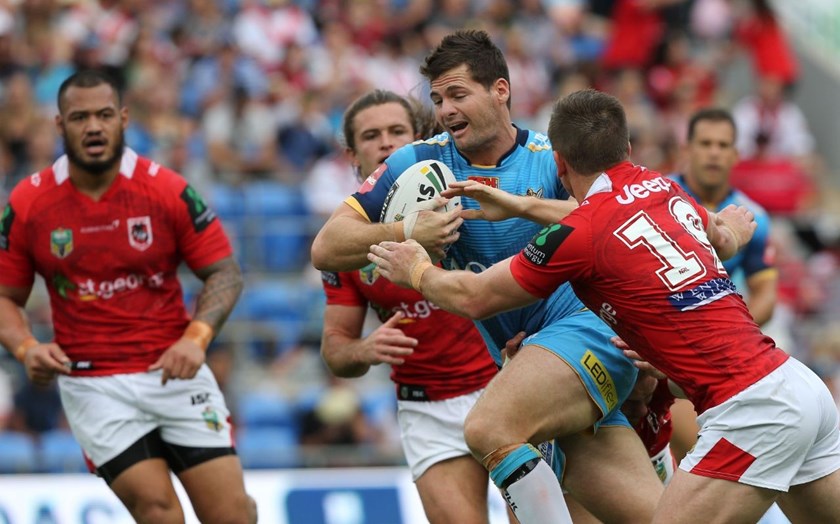 Competition - NRL Premiership 
Round - Round 07
Teams â Gold Coast Titans v St. George Dragons
Date â 16th April 2016 
Venue â Cbus Super Stadium, Robina, QLD 
Photographer â Charles Knight
