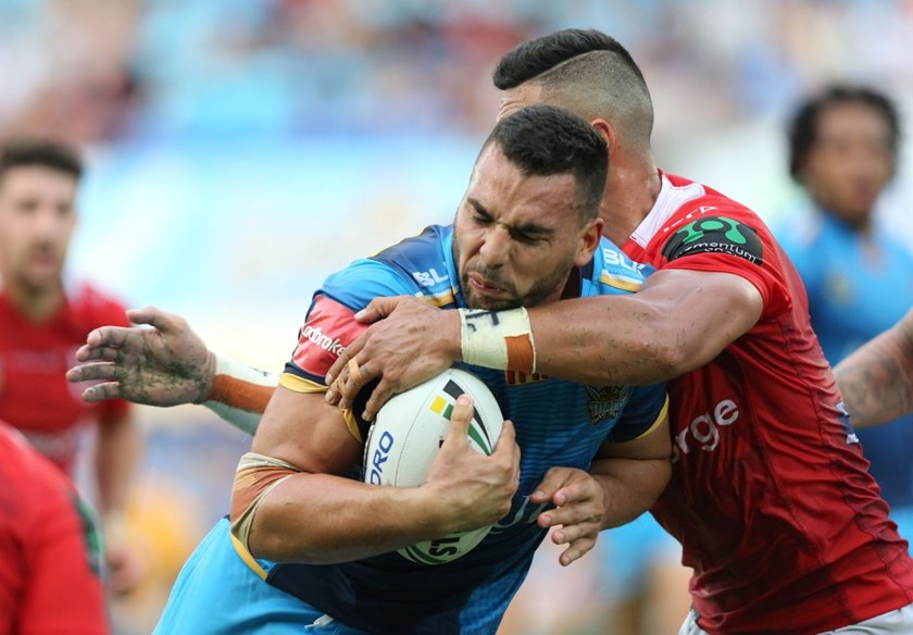 Competition - NRL Premiership 
Round - Round 07
Teams â Gold Coast Titans v St. George Dragons
Date â 16th April 2016 
Venue â Cbus Super Stadium, Robina, QLD 
Photographer â Charles Knight
