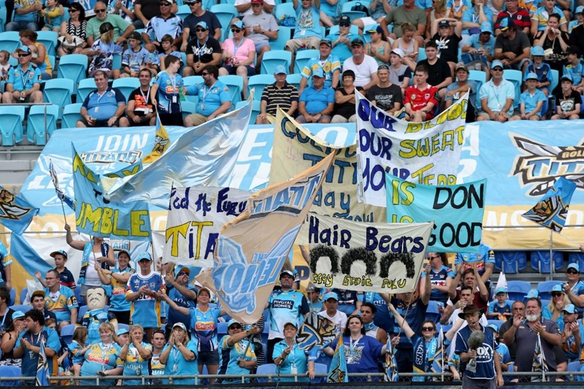 Competition - NRL Premiership 
Round - Round 07
Teams â Gold Coast Titans v St. George Dragons
Date â 16th April 2016 
Venue â Cbus Super Stadium, Robina, QLD 
Photographer â Charles Knight
