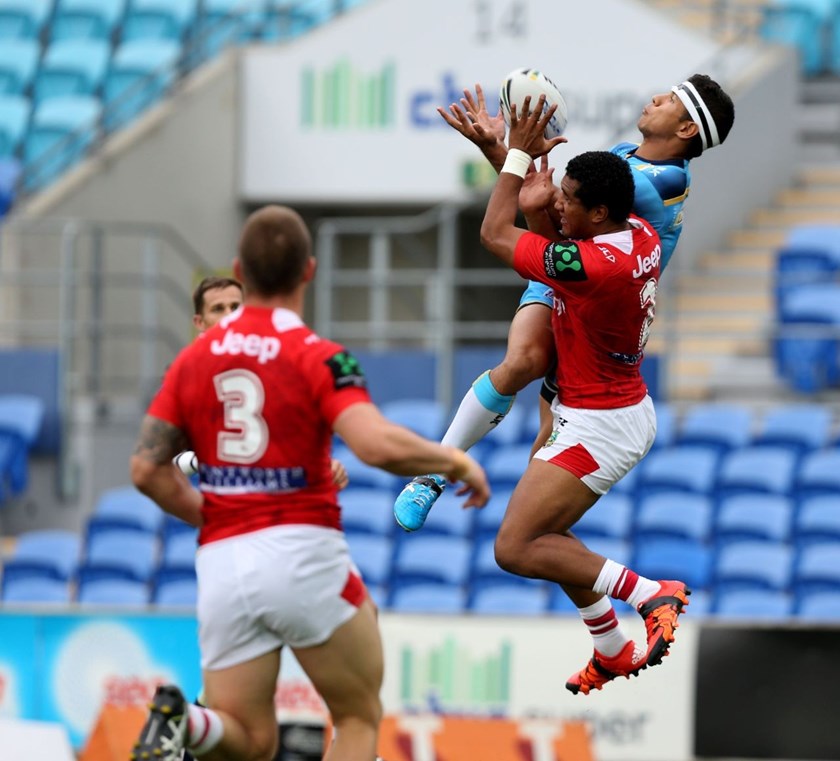 Competition - NRL Premiership 
Round - Round 07
Teams â Gold Coast Titans v St. George Dragons
Date â 16th April 2016 
Venue â Cbus Super Stadium, Robina, QLD 
Photographer â Charles Knight
