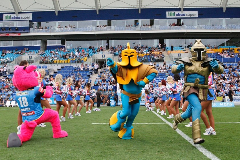 Competition - NRL Premiership 
Round - Round 7
Teams â Gold Coast Titans v St George Dragons
Date â 16th April 2016 
Venue â Cbus Super Stadium, Gold Coast QLD 
Photographer â Kylie Cox
