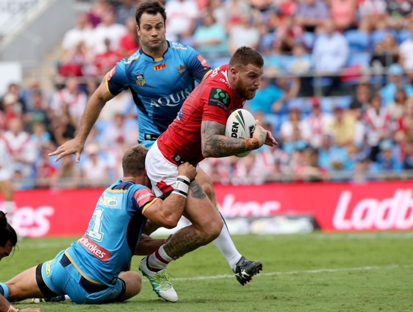 Competition - NRL Premiership 
Round - Round 07
Teams â Gold Coast Titans v St. George Dragons
Date â 16th April 2016 
Venue â Cbus Super Stadium, Robina, QLD 
Photographer â Charles Knight

