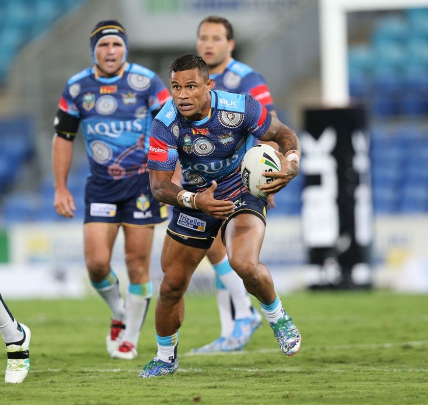 Competition - NRL Premiership 
Round - Round 10
Teams â Gold Coast Titans v Sydney Roosters
Date â 16th May 2016 
Venue â Cbus Super Stadium, Robina, QLD 
Photographer â Charles Knight
