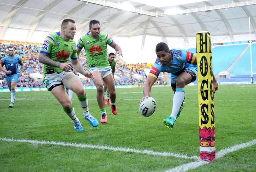NRL Premiership 
- Round 16 
- Gold Coast Titans V Canberra Raiders 
- 26 June 2016 
- CBUS Super Stadium, Gold Coast, Qld 
- Scott Davis
