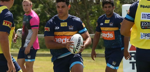 Kelly back home and ready to fight for Titans spot