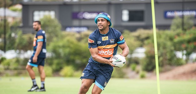 James & Peachey to attend NSW Camp