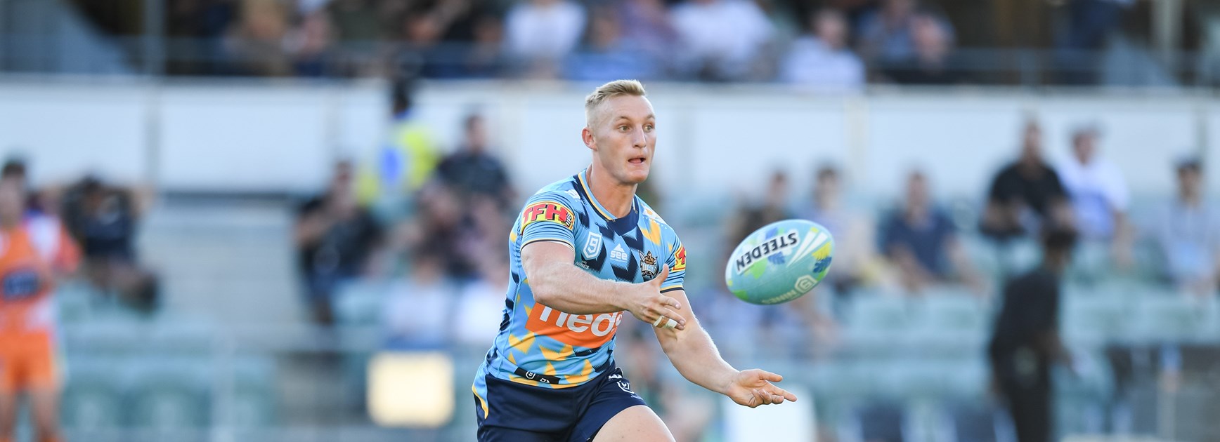 New-Look Titans Do Just Fine Against Raiders At The Nines