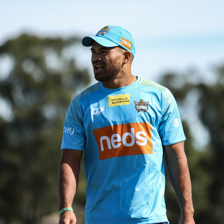 Get to know Esan Marsters